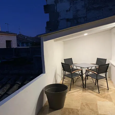 Bel Terrasse 4 Etoiles Intra Muros Aigues-Mortes